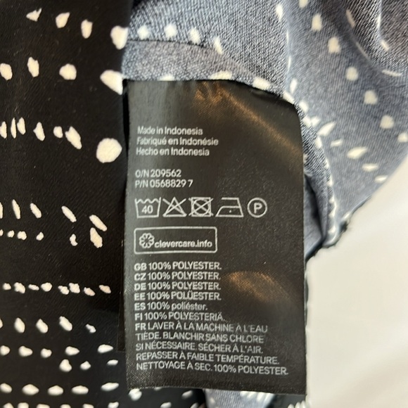 Like New H&M Women’s Long Sleeve Sheath Dress in Black and White Size 36/6 - Picture 7 of 8